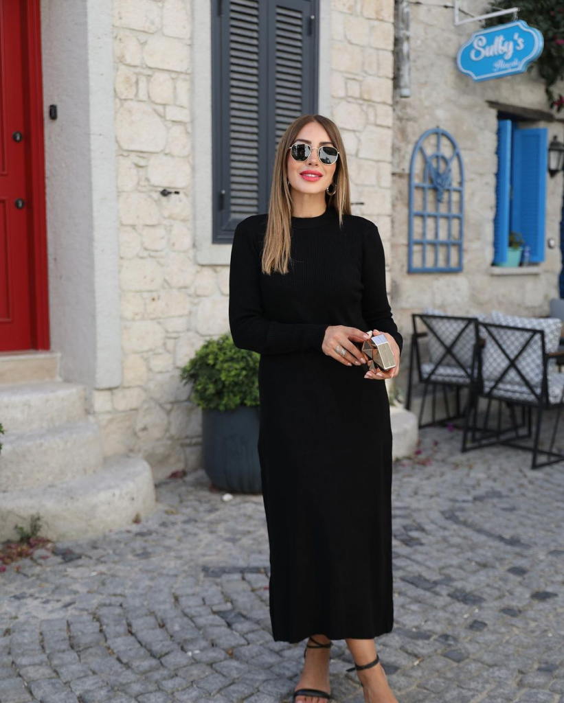 Kadın Uzun Kollu Yarı Balıkçı Yaka Arkadan Pencere Detaylı Bağcıklı Midi Triko Elbise - Görsel 2