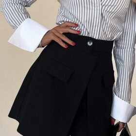 Kadın Yüksek Bel Düğmeli Asimetrik Kesim Cepli Kısa Ithal Krep şort Etek