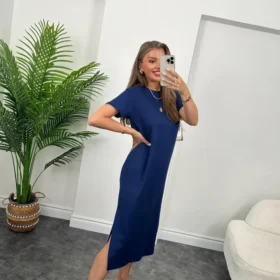 Kadın Kısa Kollu Yırtmaç Detaylı Salaş Viskon Elbise