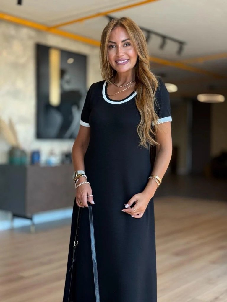 Kadın Kısa Kollu Yuvarlak Yaka Yandan Yırtmaçlı Midi Viskon Elbise - Görsel 3