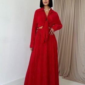 Kırmızı Fitilli Gömlek Ve Uzun Etek Takım