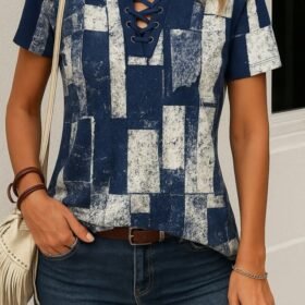 Kadın Kısa Kollu Yakası Bağcıklı Kuş Gözü Detay Süprem Bluz