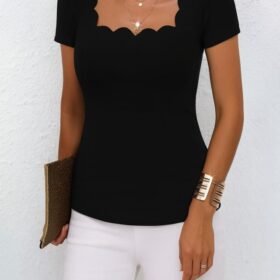 Kadın Kısa Kollu Kare Lazer Yakalı Janjan Krep Bluz