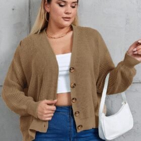 Kadın Beş Düğme Büyük Beden Triko Hırka