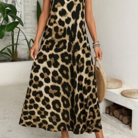 Kadın Ip Askılı Geniş V Yakalı Leopar Desenli Süprem Elbise