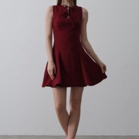 Fiyonk Detay Sıfır Kollu Mini Elbise - Bordo