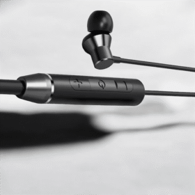 Boyun Bantlı Kablolu Kulaklık ANC Özelliği Uzun Şarj Süreli Sporcu Kulaklığı