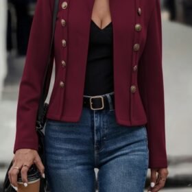 Kadın Uzun Kollu Hakim Yaka Yanlardan Düğmeli Kısa Süet Ceket