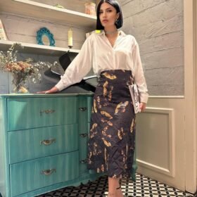 Siyah Baskılı Kroşetalı Etek