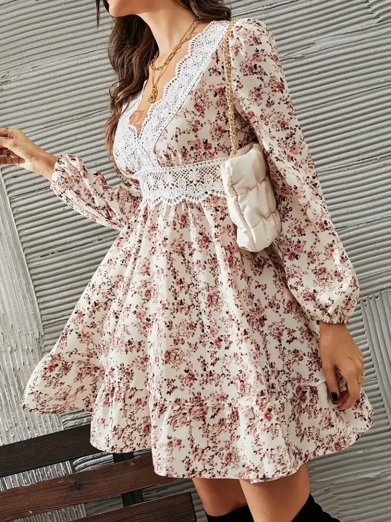 Kadın Uzun Kollu Dantel V Yakalı Mini Desenli Süprem Elbise - Görsel 4