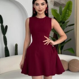 More İnci Detaylı Elbise