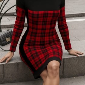 Kadın Uzun Kollu Yanları Siyah şerit Detay Kırmızı Ekoseli Dalgıç Elbise