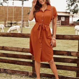 Kadın Kısa Kollu Yakalı önden Düğmeli Beli Kuşaklı Bürümcük Elbise