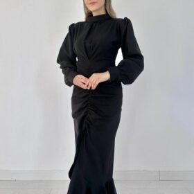 Siyah Volanlı Uzun Kol Elbise