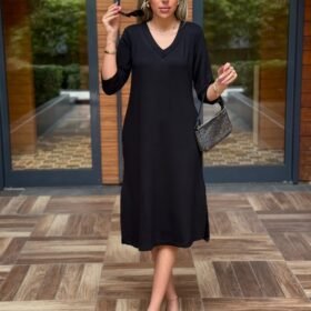 Kadın Uzun Kollu V Yakalı Yanlardan Yırtmaçlı Viskon Iki Iplik Midi Elbise