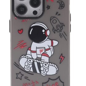 iPhone 13 Pro Max Kılıf Prada Desenli Kapak - Prada Siyah - 1-(5796)