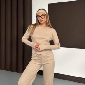 Kadın Bisiklet Yaka Parmak Geçme Detay Uzun Kollu Bluz Ve Pantolon Ikili Takım