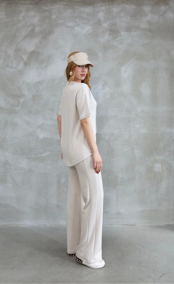 Osy Modal Yumuşak Dokulu Kumaş Bisiklet Yaka Taş Detaylı Kısa Kollu Takım - Kırık Beyaz