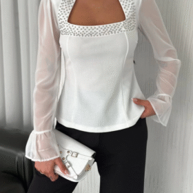 Kolları Şifon Göğüste İnci Boncuk Detaylı Bluz - Beyaz