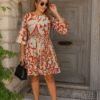 Kadın Kısa Balon Kollu Yuvarlak Yakalı Pileli Desenli Mini Elbise