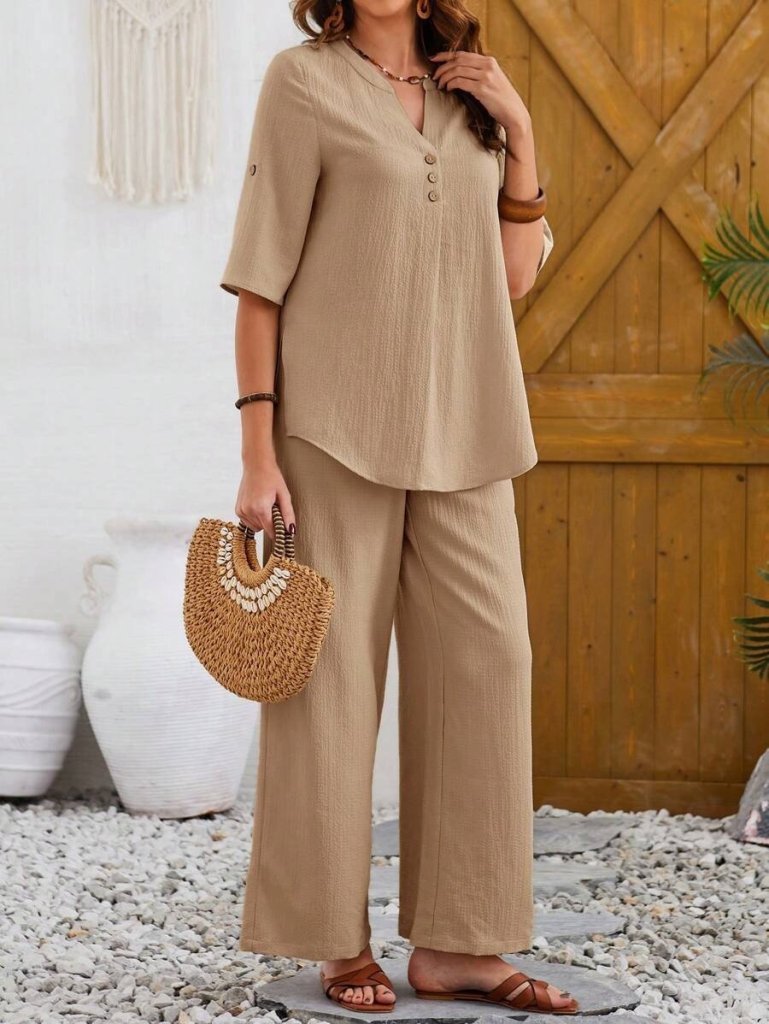 Kadın Kısa Kollu V Hakim Yaka Düğmeli Bürümcük Bluz Ve Pantolon Ikili Takım - Görsel 2