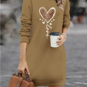 Kadın Uzun Kollu Bisiklet Yaka Kalp Desenli Kısa Viskon Elbise