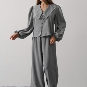 İşlemeli Bebe Yakalı Pantolon Takım - Siyah