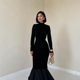 Siyah Eteği Garnili Triko Elbise