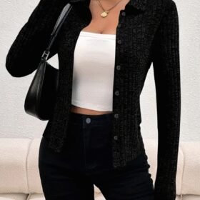 Kadın Uzun Kollu Yakalı önden Düğmeli Kısa Ceket