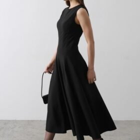 Kolsuz Uzun Elbise - Siyah