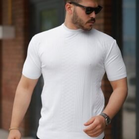 Erkek Desen Dokulu Kısa Kollu Tişört