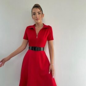 Kırmızı Kemerli Spor Elbise