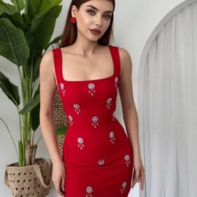 Ners Taş Detaylı Elbise