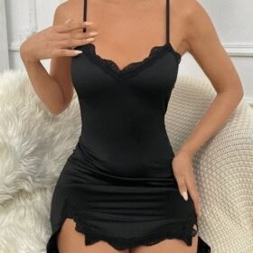 Kadın Askılı V Yaka Dantel Detay Viskon Gecelik