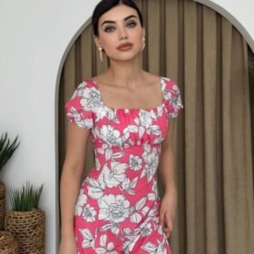 Kare Yaka Çiçekli Elbise