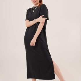 Yırtmaç Detaylı Kısa Kollu Salaş Maxi Siyah Elbise