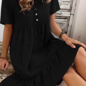 Kadın Kısa Kollu Yakası Bağcıklı önden Düğmeli Fırfır Desenli Süprem Elbise