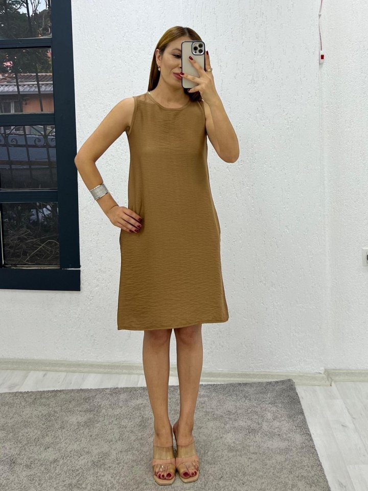 Kadın Keten Kumaş Cep Detaylı Sıfır Kol Elbise