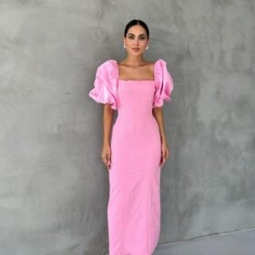 Pembe İşlemeli Kolu Garnili Elbise