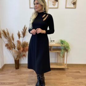 Kadın Uzun Kollu Balıkçı Yaka Omuzda Damla Detaylı Yırtmaçlı Krep Midi Elbise