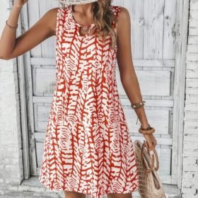 Kadın Sıfır Kol Yakadan Halka Detaylı Desenli Kısa Bürümcük Elbise