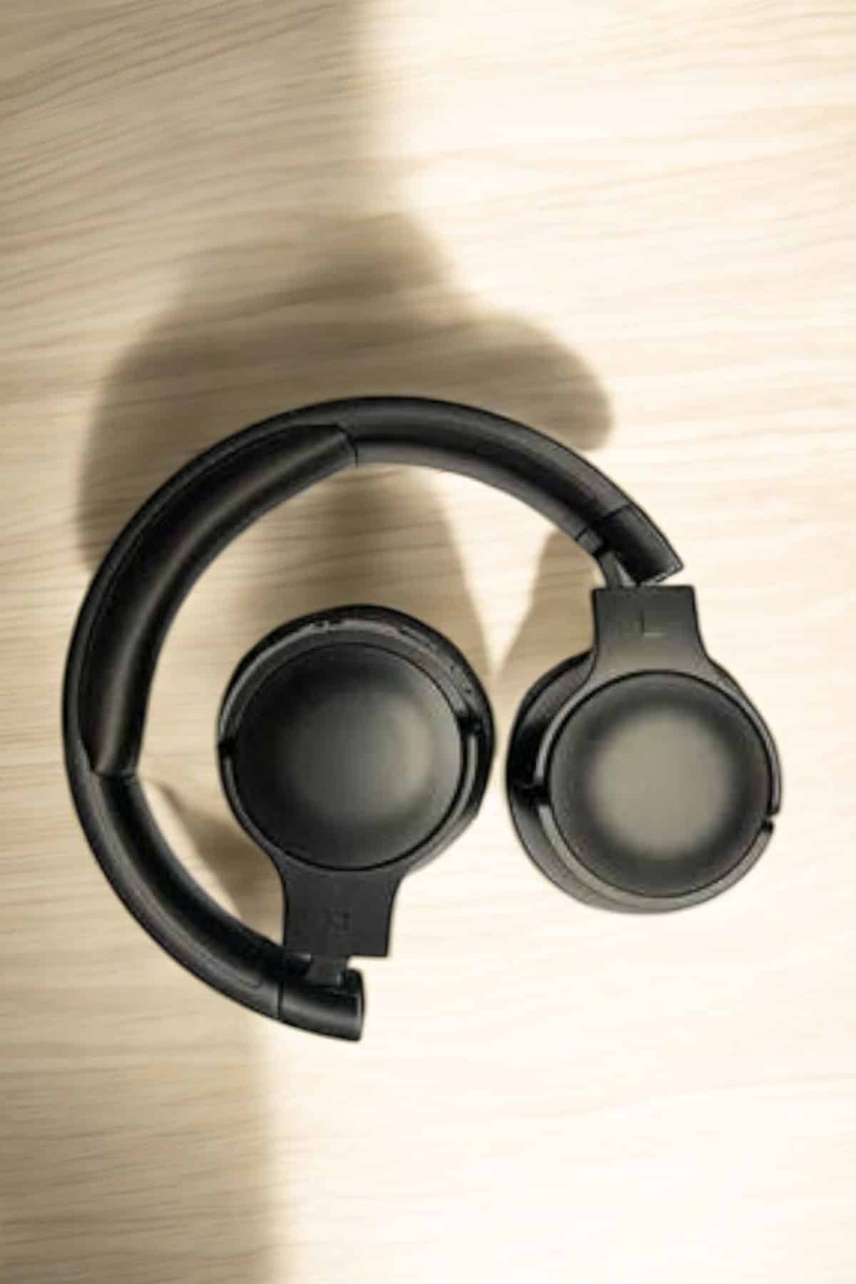 Kablosuz Bluetooth Kulaklık ANC/ENC Destekli Kulak Üstü Yüksek Ses Kaliteli - Görsel 4