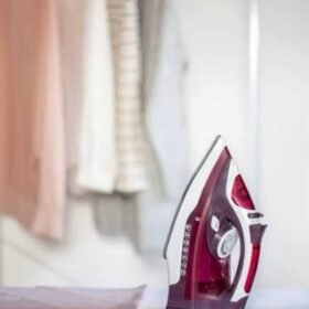 Seramik Tabanlı Kırmızı 2200 Watt Şok Buharlı Ütü