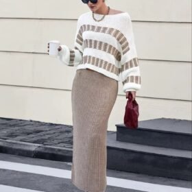 Kadın Uzun Kollu Kayık Yakalı Salaş Triko Bluz Ve Etek Ikili Takım