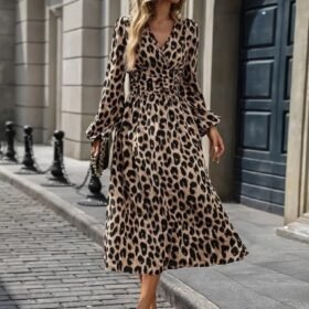 Kadın Uzun Kollu Kruvaze Yaka Belden Oturtmalı Midi Modal Leopar Desenli Elbise